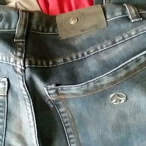 Moschino 32 inseam